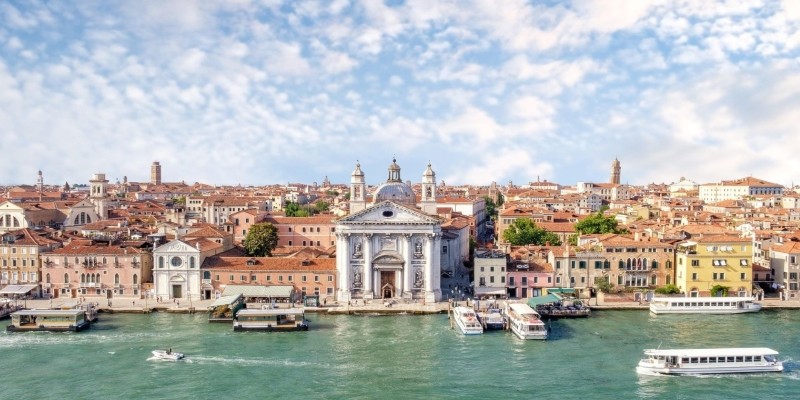 From St. Mark’s to Hidden Streets: The Best Walking Tours in Venice