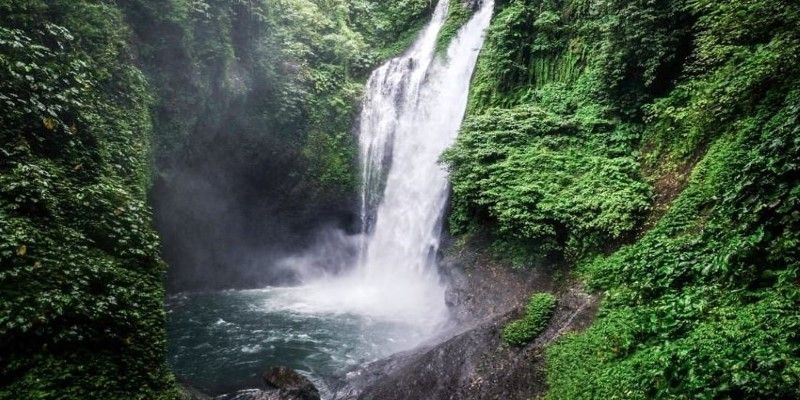 Unleash Your Adventurous Side at Aling Aling Waterfall in Bali